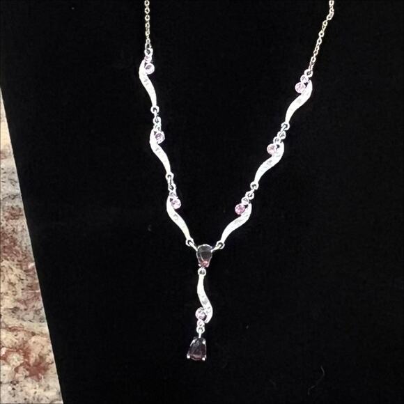 Avon Birthstone Earring and Necklace Gift Set June in Silver and Moonstone - Picture 2 of 9